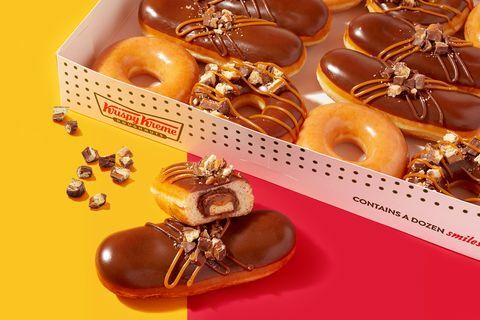 krispy kreme twix caramel candy bar fánk