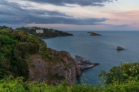 Daddyhole-öböl, Torquay, Torbay, Anglia