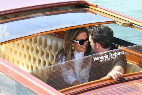 Jennifer Lopez és Ben Affleck a velencei filmfesztiválon szeptember 9 -én