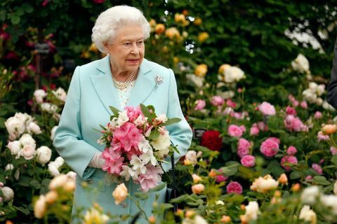 Elizabeth királynő 2016. május 23-án, hétfőn látogatja meg az RHS Chelsea Flower Show 2016-ban Londonban, az Egyesült Királyságban.