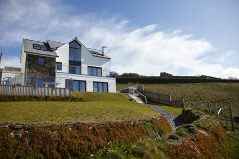 180 fok kék - Cornwall - elülső - Savills