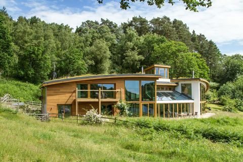 Coachmans Lodge - Surrey - előtte - Savills