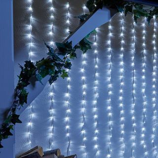 240 fehér LED-es vízesés beltéri/kültéri karácsonyi fények