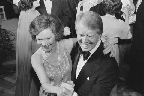 amerikai elnök, Jimmy Carter és first lady rosalynn carter táncolnak egy fehér ház kongresszusi bálján, Washington