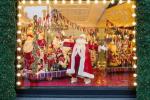 A Selfridges két hónappal a karácsony előtt bemutatta ünnepi ablakot