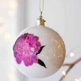 Opál fehér és rózsaszín virágok csecsebecse karácsonyfa dekoráció