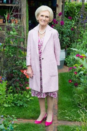 Mary Berry részt vesz az RHS Chelsea Flower Show 2017. sajtónapján