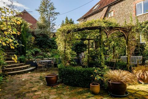 The Roundhouse - Wells-the-the-Sea - Norfolk - pergola - Savills