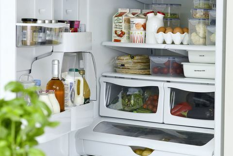 konyha-tároló-hűtővel