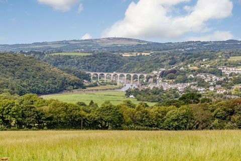 Rumleigh ház - Yelverton - Devon - viadukt - Strutt és Parker