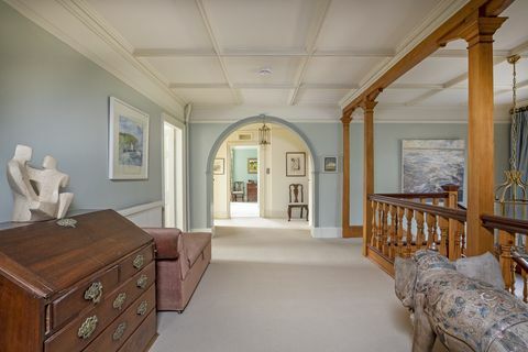 vidéki ház egykor Fleetwood mac otthona eladó Hampshire-ben