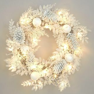 Előre megvilágított téli fehér Karácsonyi koszorú