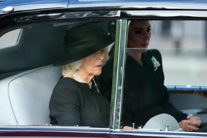 Kate Middleton királynő koporsója