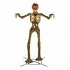 A Home Depot 12 méteres csontváza visszatért Halloweenre, és elhozta pokolgépes barátját