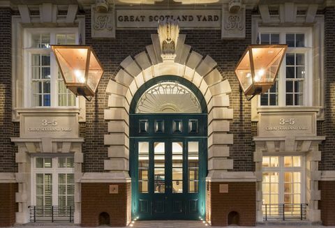 Nagy Scotland Yard Hotel