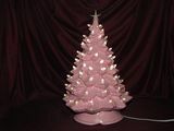 Rózsaszín kerámia karácsonyfa