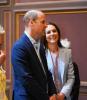 Lásd Vilmos herceg és Kate Middleton első hivatalos közös portréját