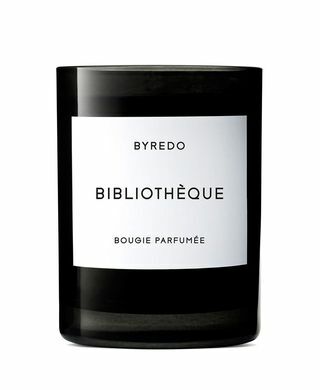 Bibliothèque illatos gyertya