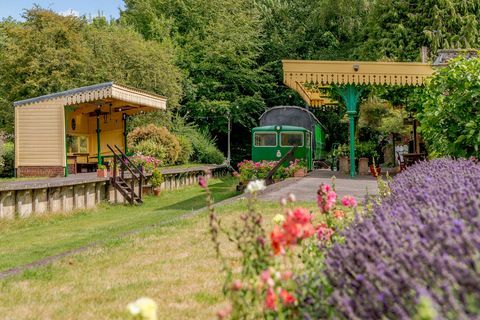 Átalakított viktoriánus vasúti kocsi Mulberry Cottages segítségével