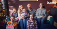 Nézd meg: A Dunelm Christmas Advert 2019 valódi életű családot kínál