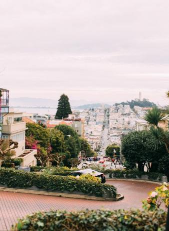 lombard utca felülről San franciscóban, Kaliforniában, az Egyesült Államokban